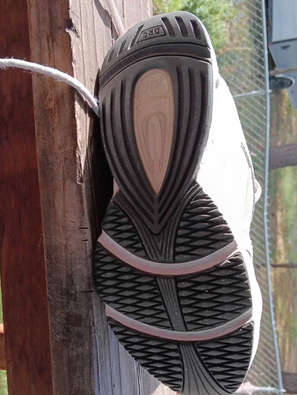WOMENS NIKE SHOES